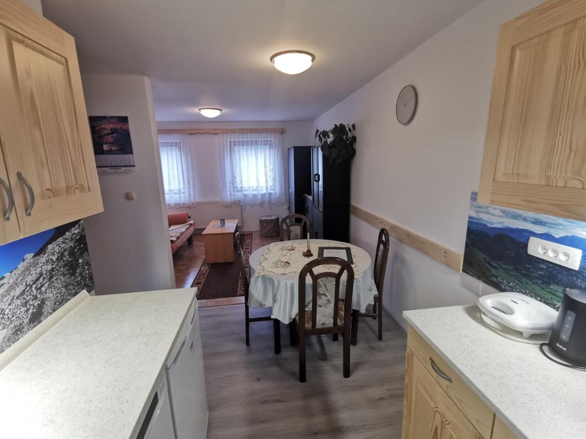 Apartments Stros 보히니 외부 사진