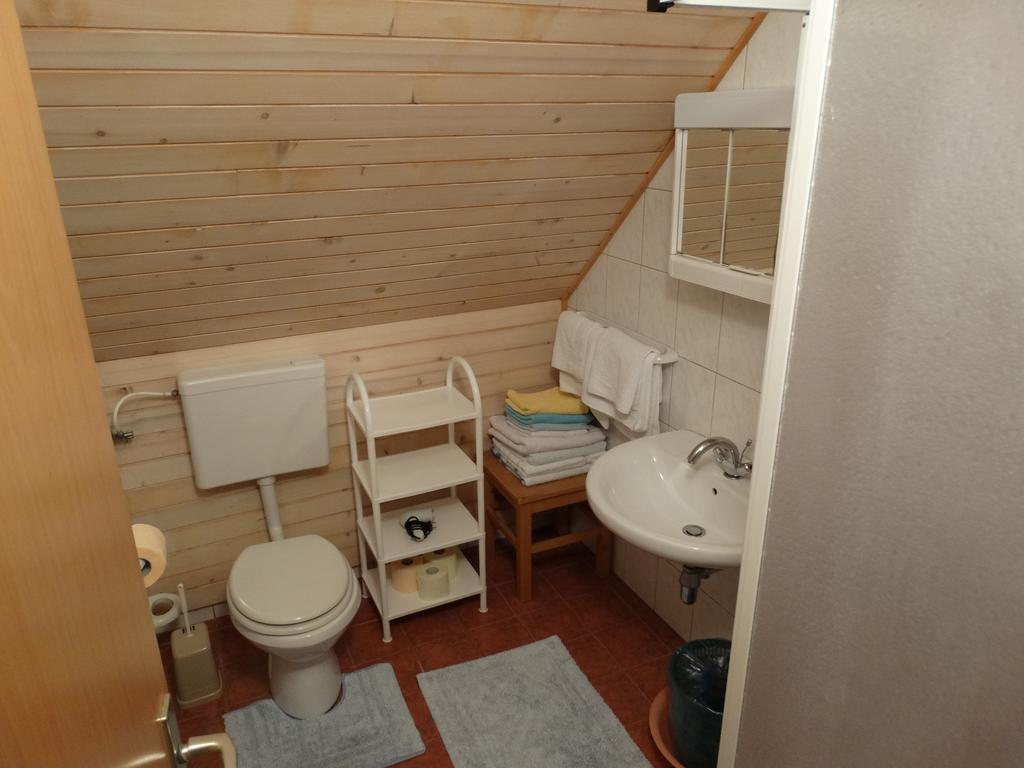 Apartments Stros 보히니 객실 사진